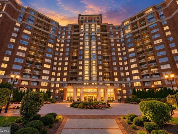 5809 NICHOLSON LANE, Unit 202, ROCKVILLE, MD 20852
