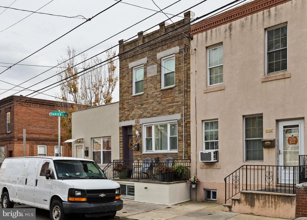 830 Mckean Street, Philadelphia, PA 19148 Main Photo
