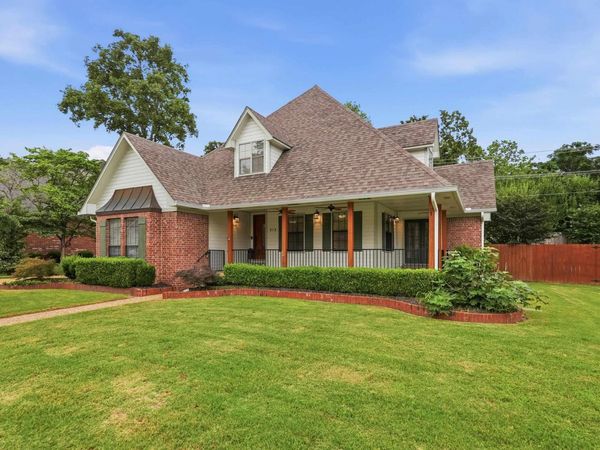 212 Red River , Sherwood, AR 72120