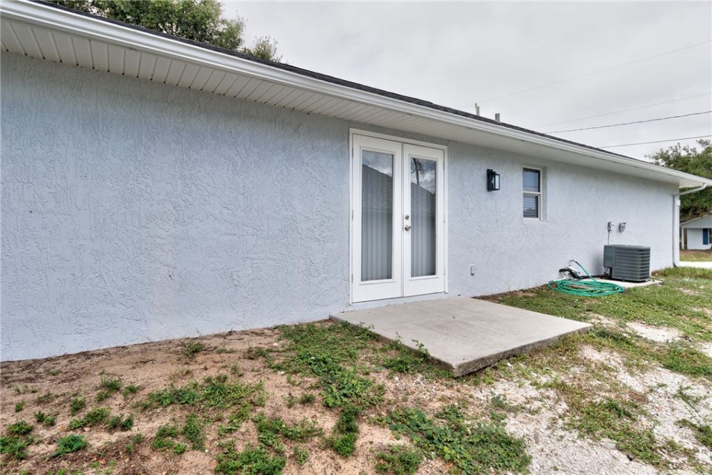 245 12th Street Sw, Vero Beach, FL 32962 Photo