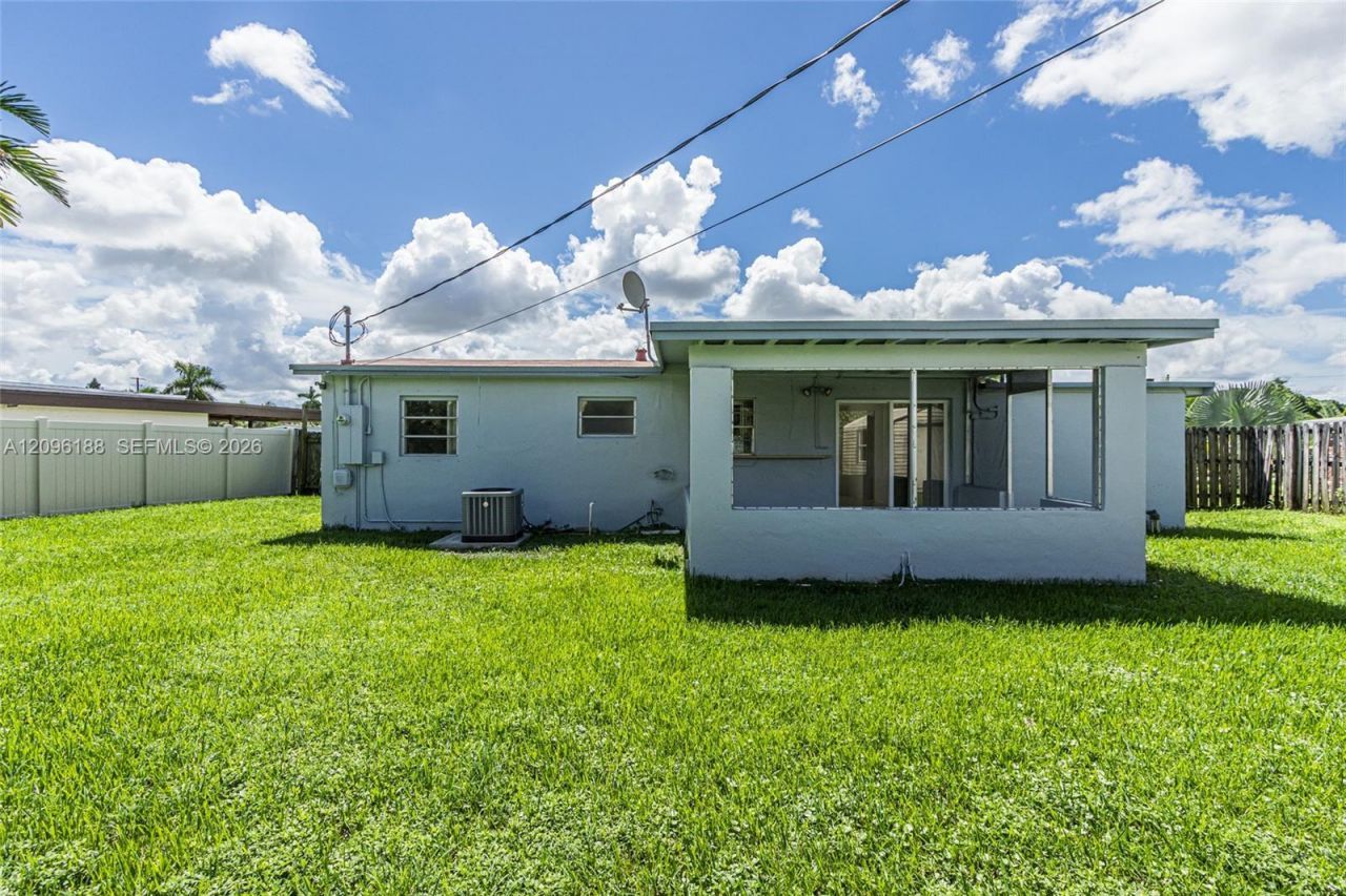 6201 NW 9th Ct, Margate, FL 33063 Photo