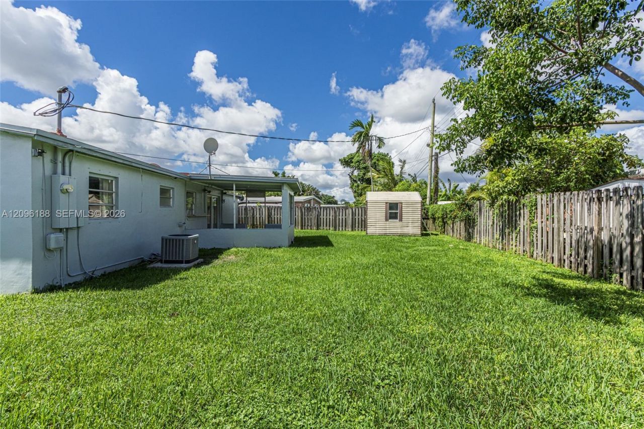 6201 NW 9th Ct, Margate, FL 33063 Photo