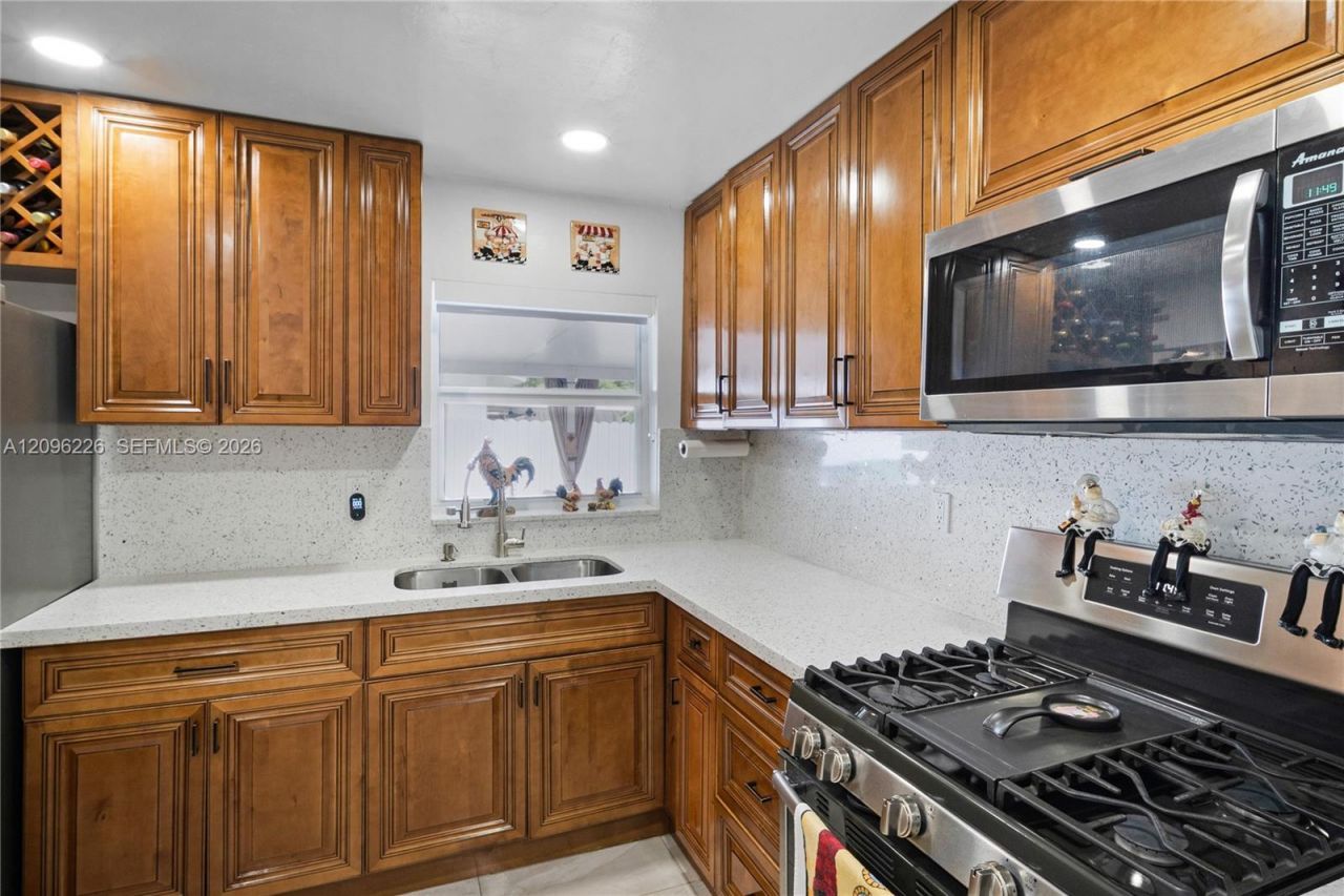 15405 SW 104th Ave , Miami, FL 33157 Photo