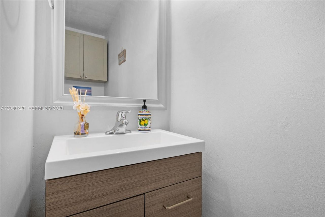 15405 SW 104th Ave , Miami, FL 33157 Photo