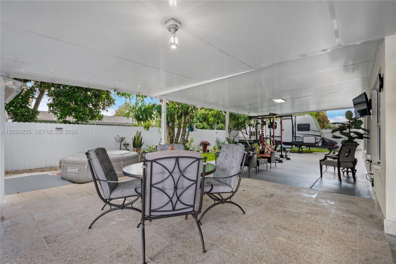 15405 SW 104th Ave , Miami, FL 33157 Photo