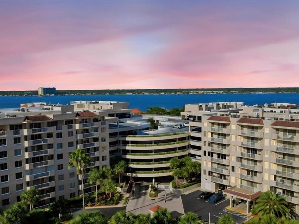 3 OCEANS WEST BOULEVARD , Unit 7D7, DAYTONA BEACH SHORES, FL 32118
