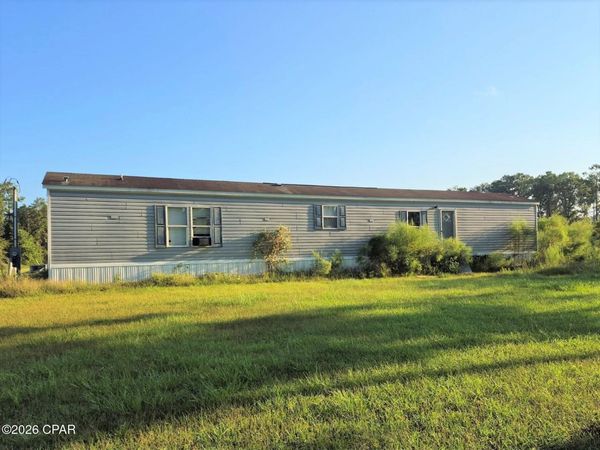 2056 Old Bonifay Road , Chipley, FL 32428