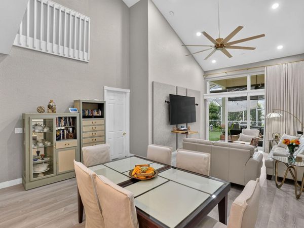 457 W PALM AIRE Drive, Pompano Beach, FL 33069