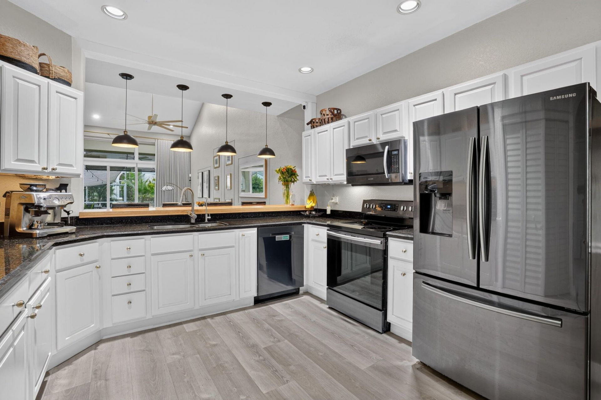 457 W Palm Aire Drive, Pompano Beach, FL 33069 Photo