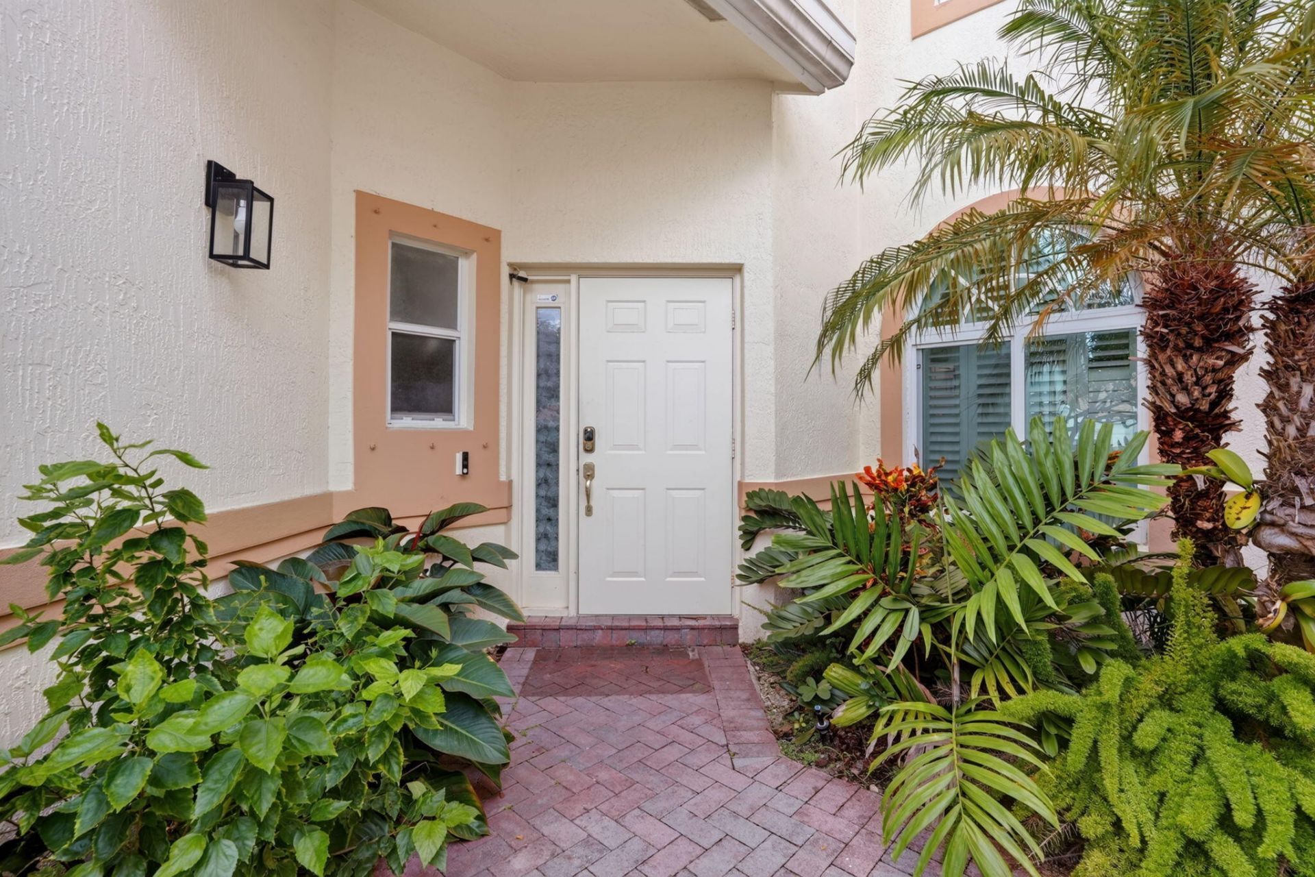 457 W Palm Aire Drive, Pompano Beach, FL 33069 Photo
