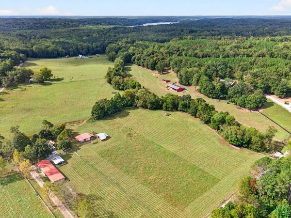 749 McNichols Rd, Cadiz, KY 42211