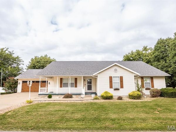 4121 Bruene Avenue, Pontoon Beach, IL 62040