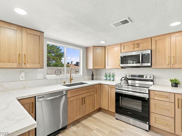 3648 Margarita Way, Las Vegas, NV 89103
