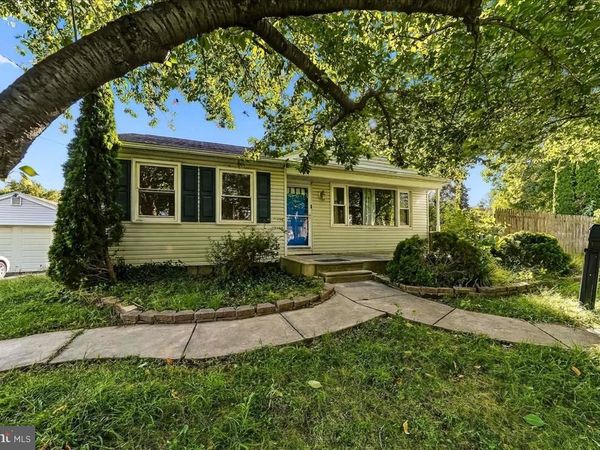 26 ASH ROAD, WALLINGFORD, PA 19086