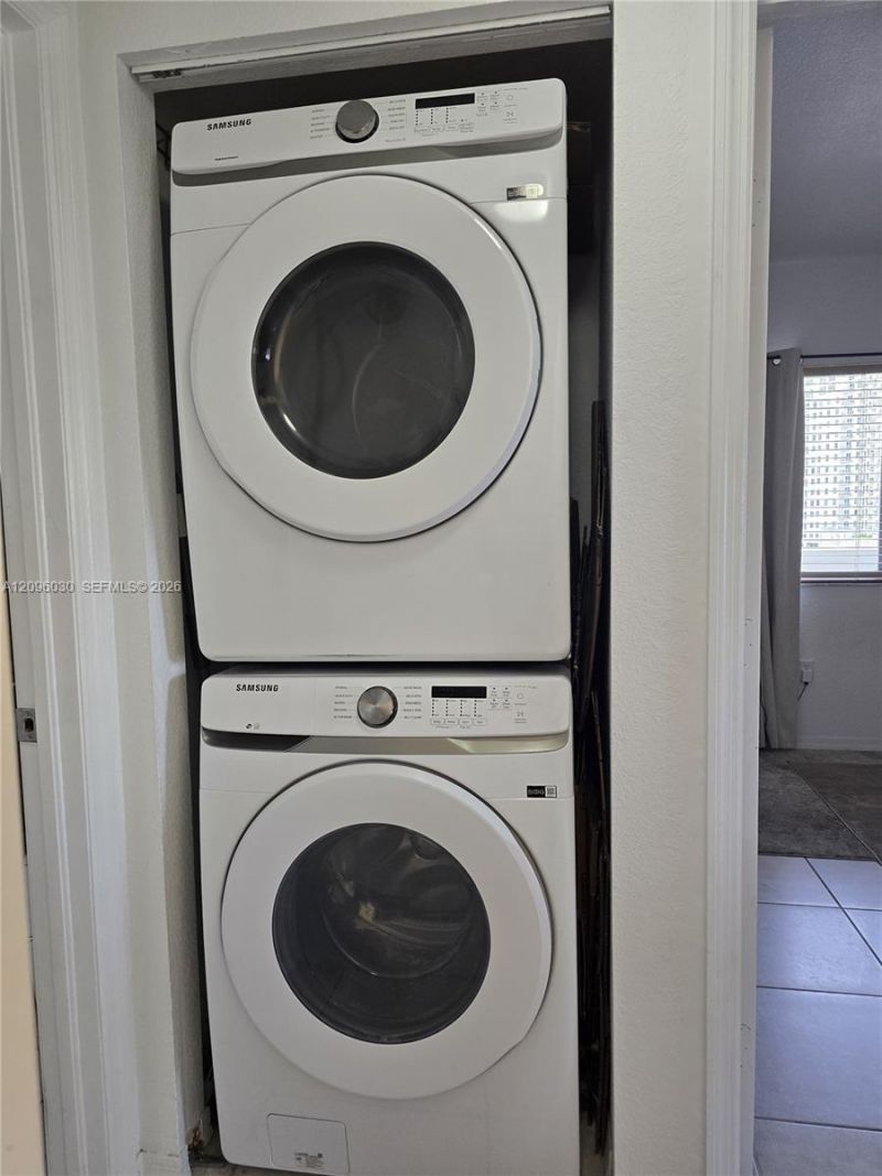 36 NW 6th Ave, Unit 709, Miami, FL 33128 Photo