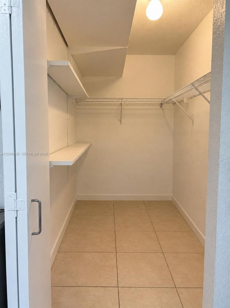 36 NW 6th Ave, Unit 709, Miami, FL 33128 Photo
