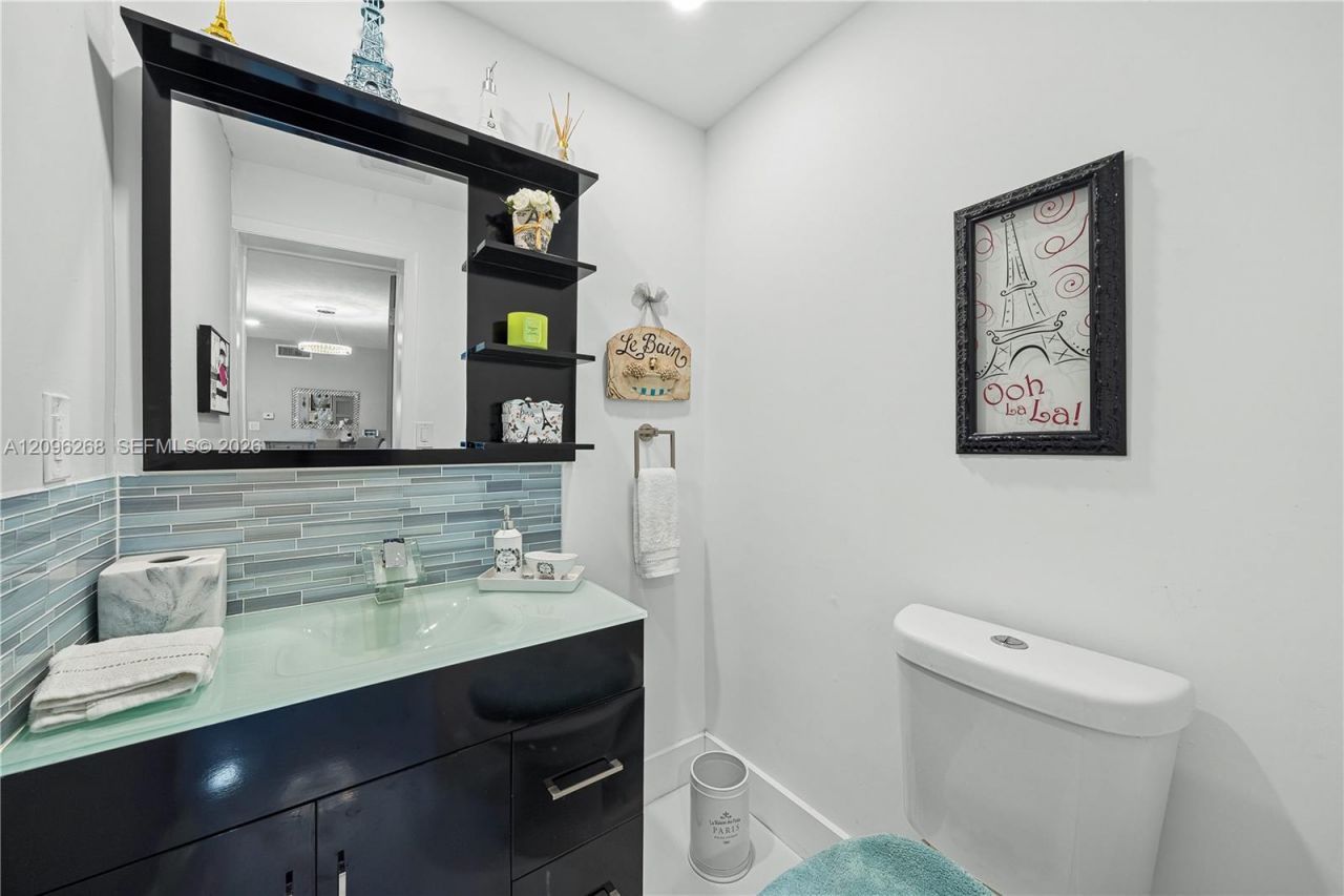 6526 Kendale Lakes Dr, Unit 1410, Miami, FL 33183 Photo