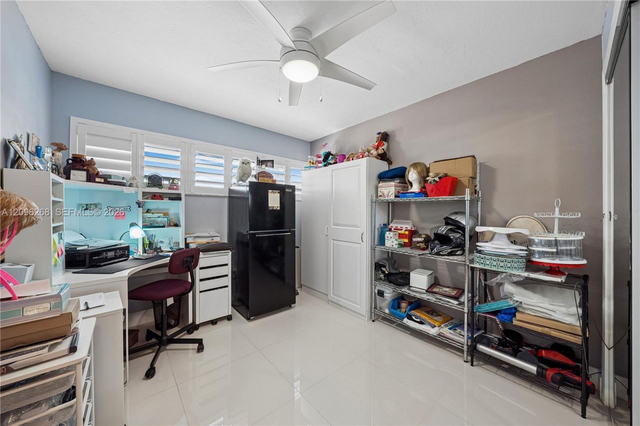 6526 Kendale Lakes Dr, Unit 1410, Miami, FL 33183 Photo