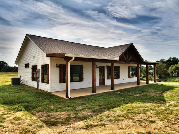 2044 Womble Ridge Rd , Ethridge, TN 38456