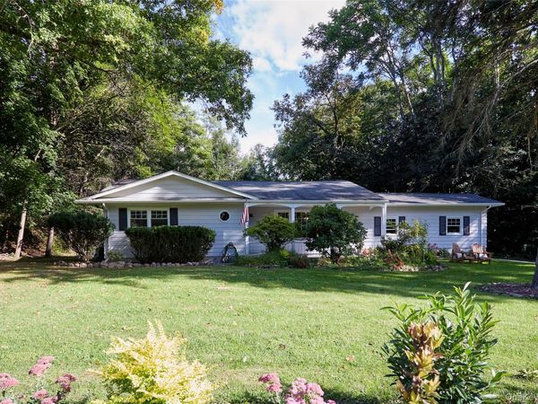 9 Red Oaks Mill Road , Poughkeepsie, NY 12603