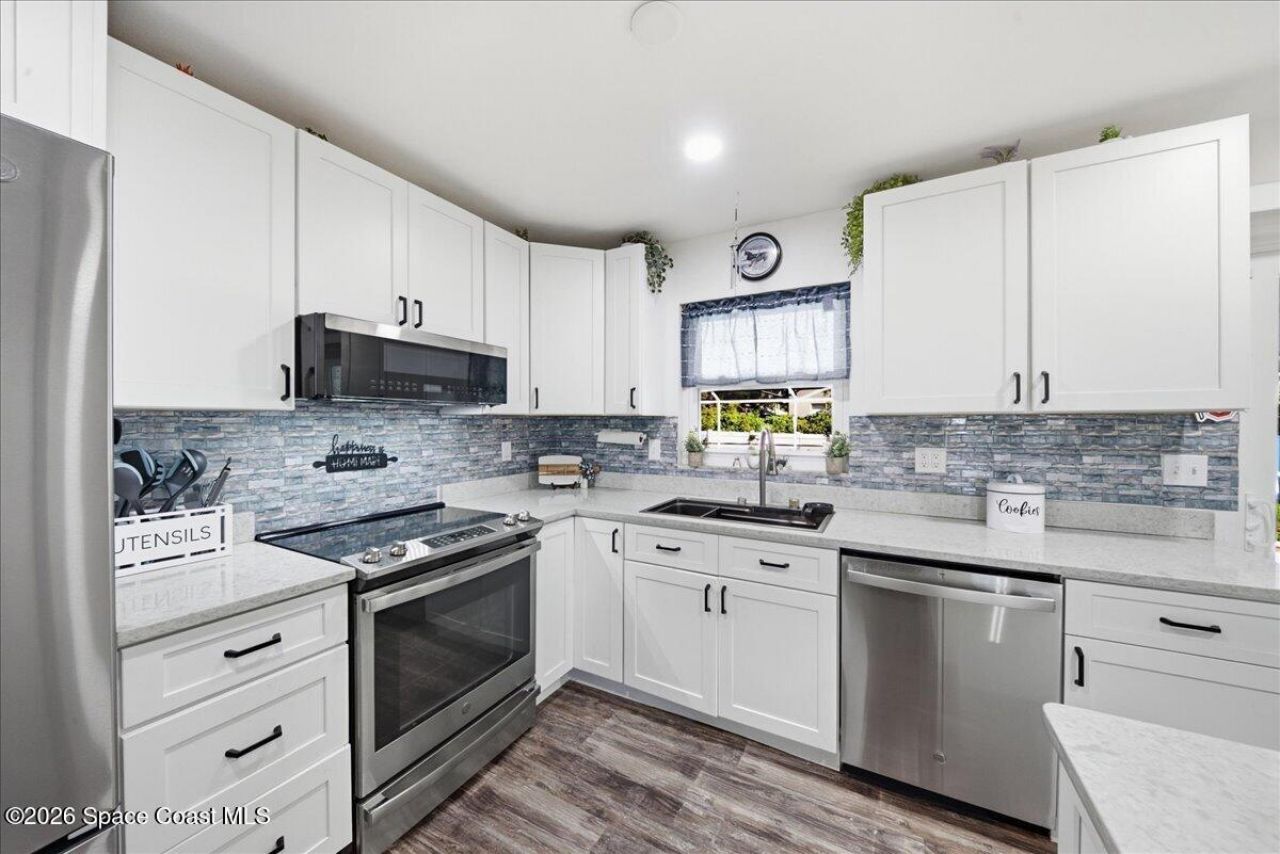 1320 Johns Circle, Merritt Island, FL 32952 Photo