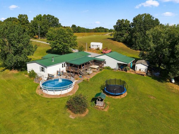 444 George Durham Rd , Westmoreland, TN 37186