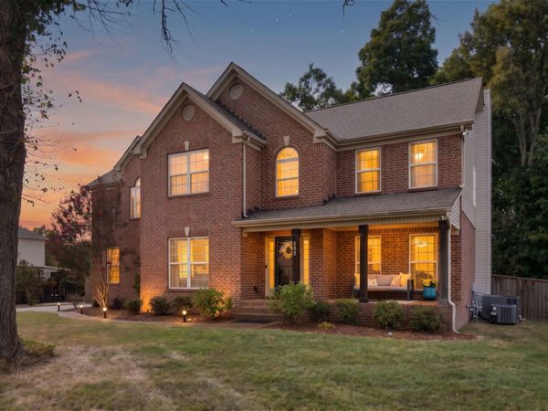 888 Dortch Ln , Nolensville, TN 37135