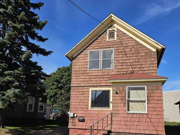 803 Hancock Street, Hancock, MI 49930