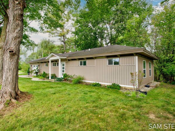 3789 Yellowstone Drive SW, Grandville, MI 49418