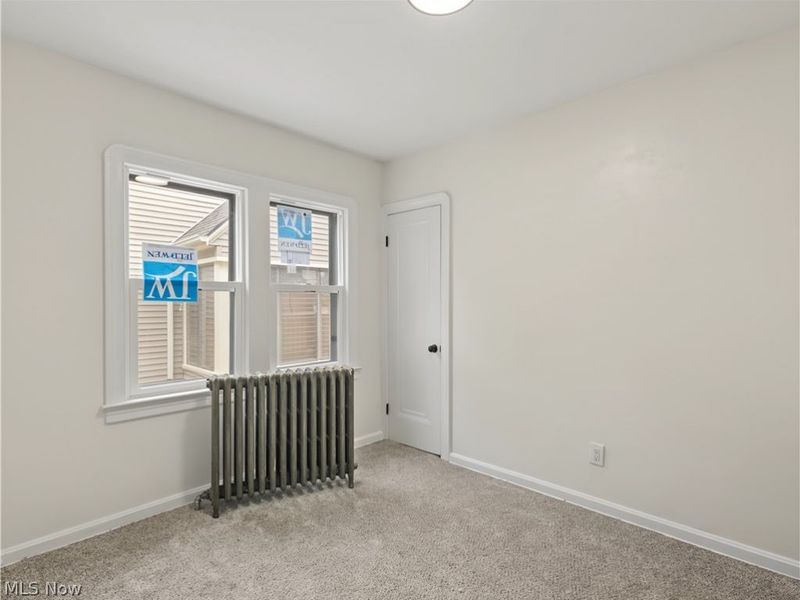 18104 Hiller Avenue, Cleveland, OH 44119 Photo 14