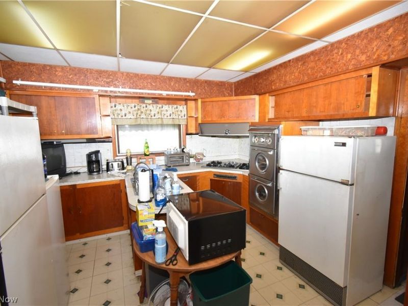 2064 W 44th Street, Cleveland, OH 44113 Photo 12