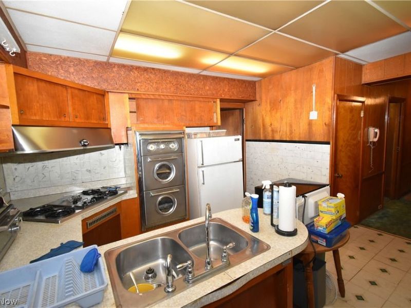 2064 W 44th Street, Cleveland, OH 44113 Photo 14