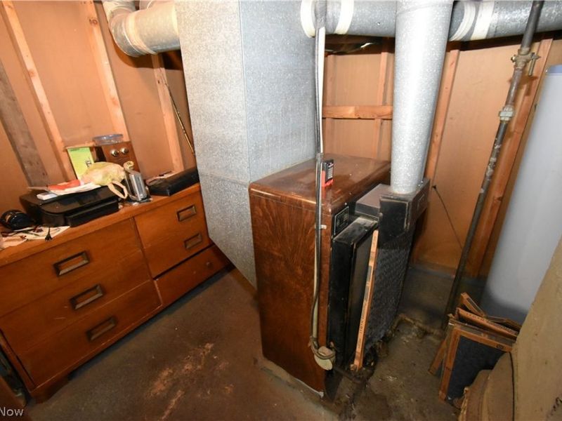 2064 W 44th Street, Cleveland, OH 44113 Photo 18