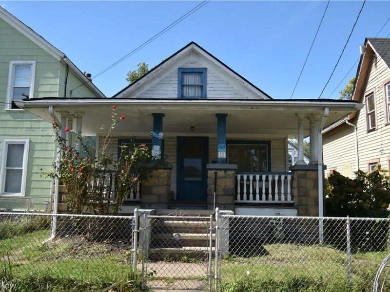 2064 W 44th Street, Cleveland, OH 44113 Photo 2