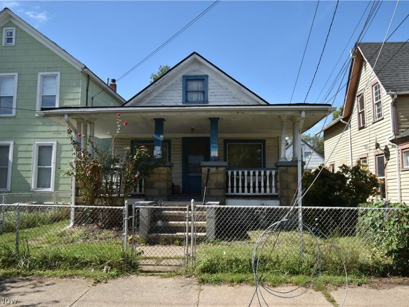 2064 W 44th Street, Cleveland, OH 44113 Photo 3