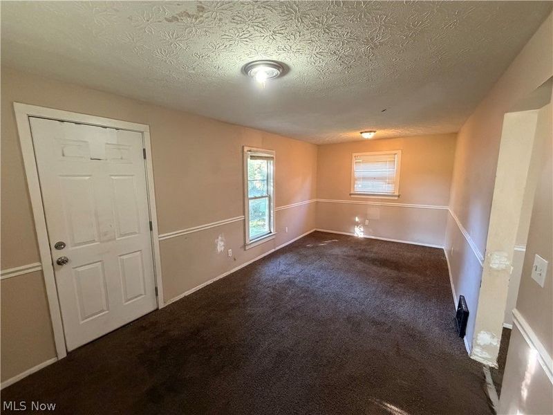 1218 Mcintosh Avenue, Akron, OH 44314 Photo 9