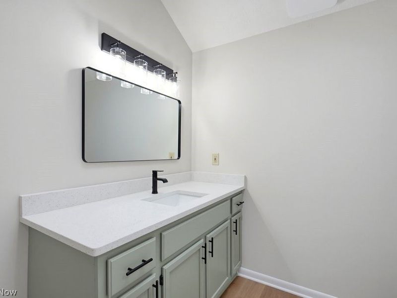 6907 Elmwood Drive, Solon, OH 44139 Photo 16