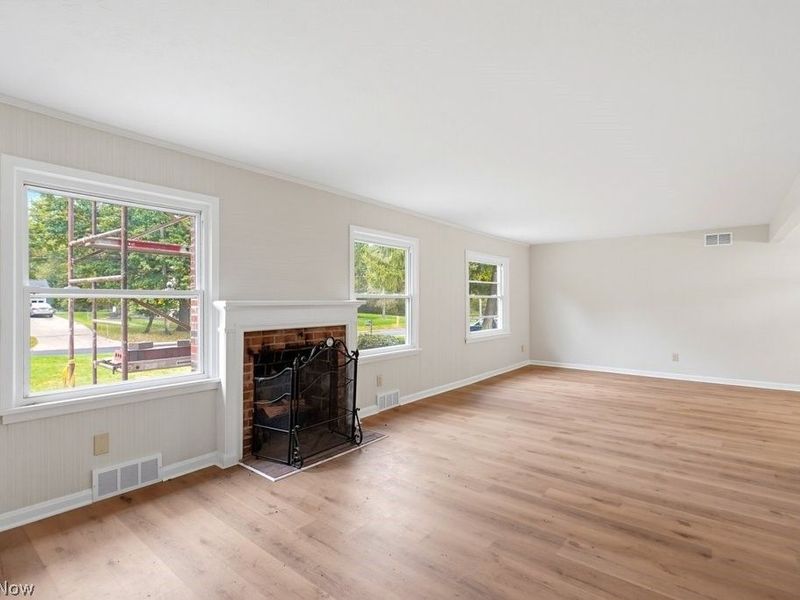 6907 Elmwood Drive, Solon, OH 44139 Photo 5
