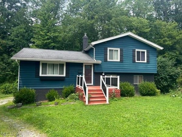 1760 Karg Drive , Akron, OH 44313