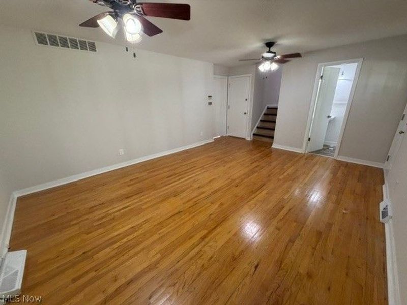 1760 Karg Drive, Akron, OH 44313 Photo 9