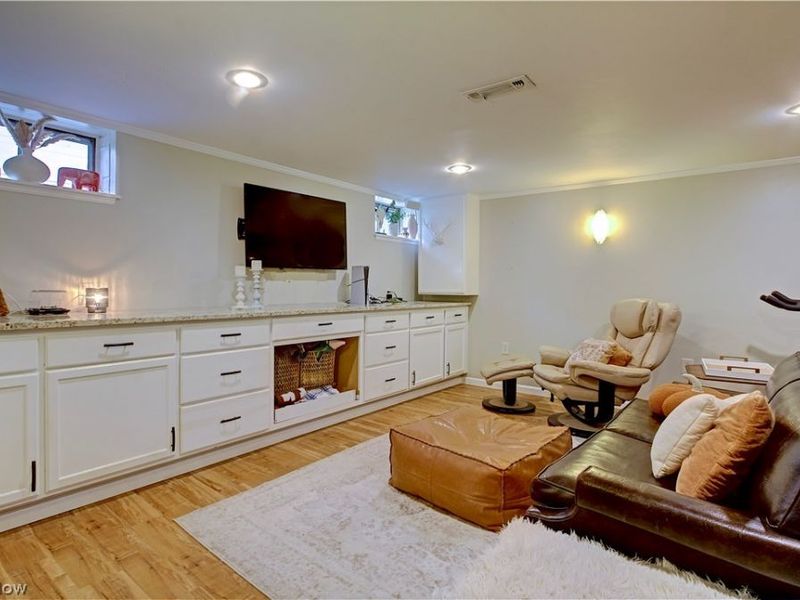 22095 Sandy Lane, Fairview Park, OH 44126 Photo 20