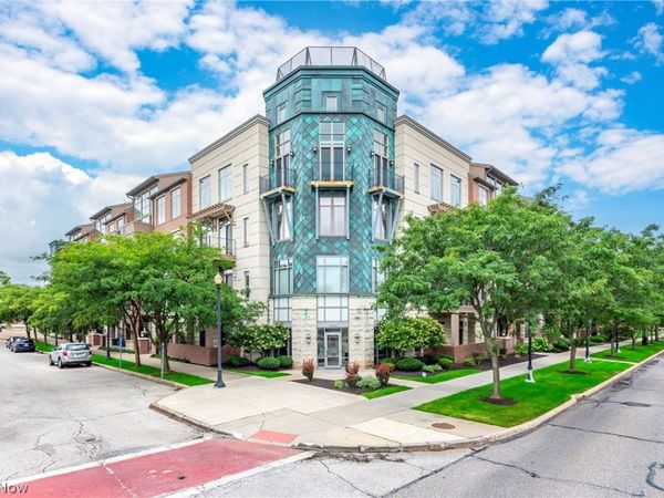 16800 Van Aken Boulevard , Unit 410, Shaker Heights, OH 44120