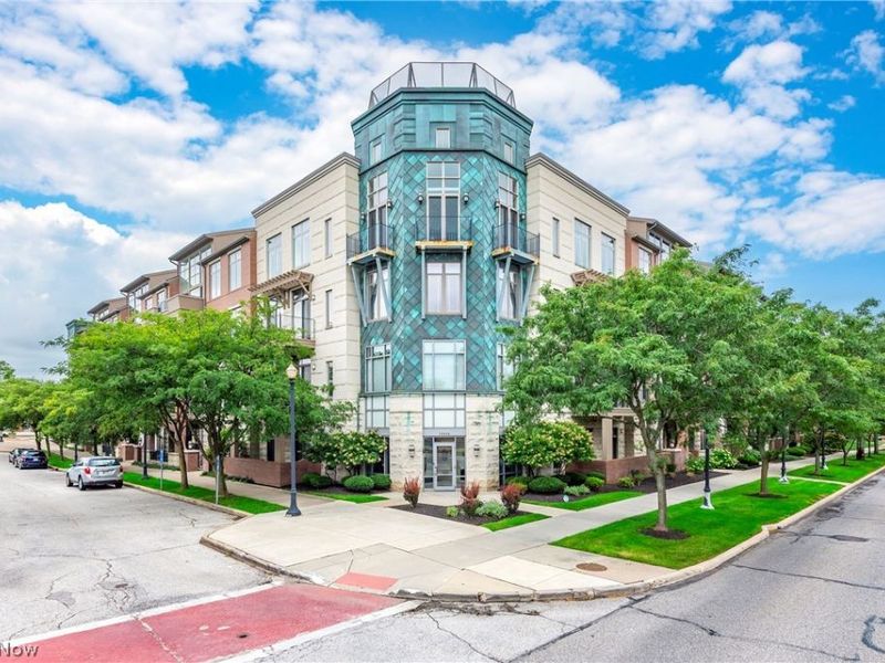 16800 Van Aken Boulevard, Unit 410, Shaker Heights, OH 44120 Photo 1