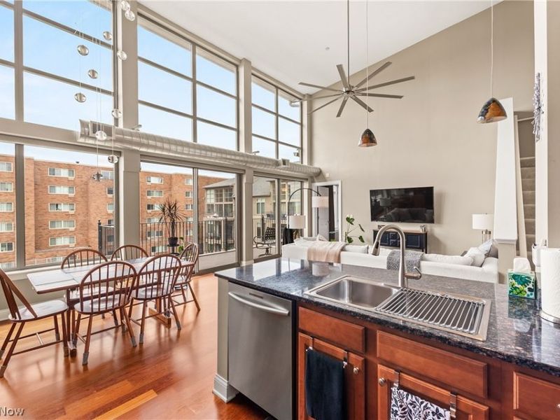 16800 Van Aken Boulevard, Unit 410, Shaker Heights, OH 44120 Photo 11