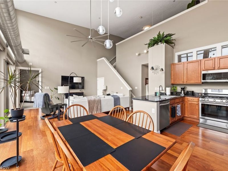 16800 Van Aken Boulevard, Unit 410, Shaker Heights, OH 44120 Photo 17