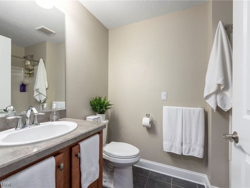 16800 Van Aken Boulevard, Unit 410, Shaker Heights, OH 44120 Photo 35