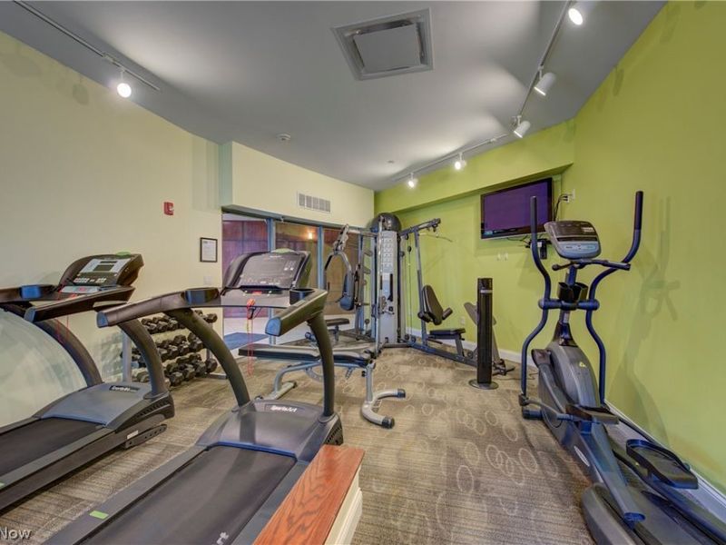 16800 Van Aken Boulevard, Unit 410, Shaker Heights, OH 44120 Photo 40