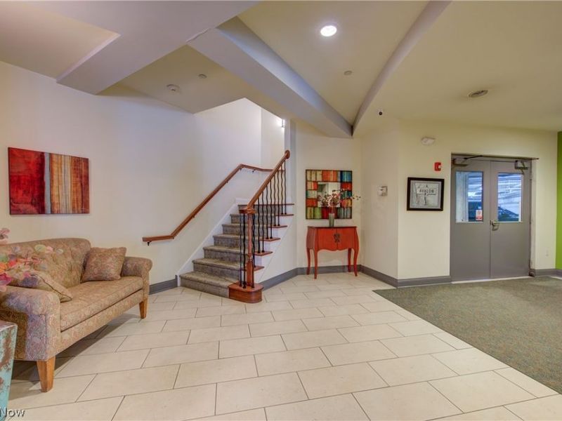 16800 Van Aken Boulevard, Unit 410, Shaker Heights, OH 44120 Photo 42