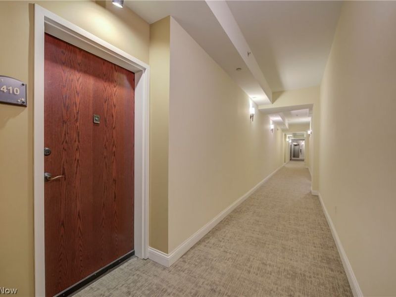 16800 Van Aken Boulevard, Unit 410, Shaker Heights, OH 44120 Photo 6