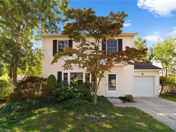 4902 Lakeview Drive , Mentor, OH 44060